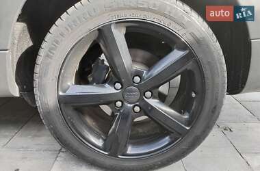 Позашляховик / Кросовер Audi Q7 2007 в 
