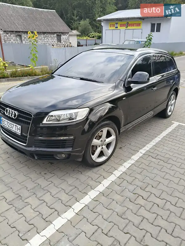 Audi Q7