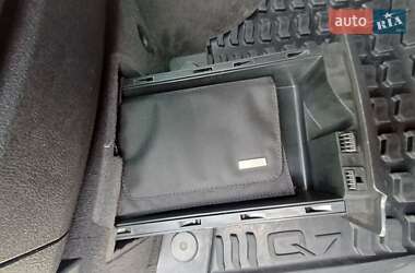 Внедорожник / Кроссовер Audi Q7 2010 в 