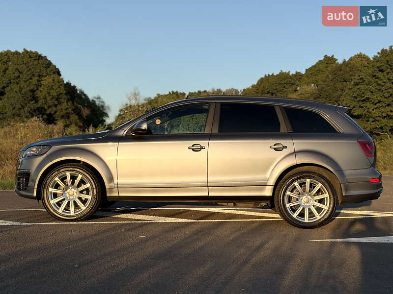 Позашляховик / Кросовер Audi Q7 2014 в Києві