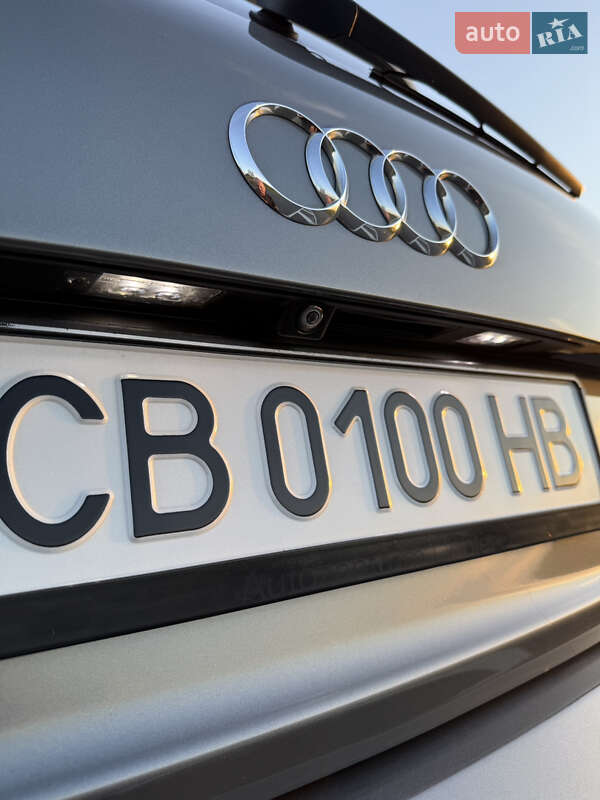 Позашляховик / Кросовер Audi Q7 2014 в Києві