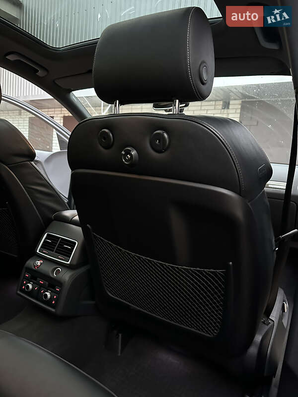 Позашляховик / Кросовер Audi Q7 2014 в Києві