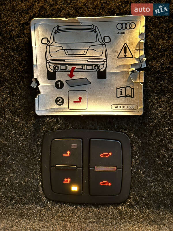 Позашляховик / Кросовер Audi Q7 2014 в Києві