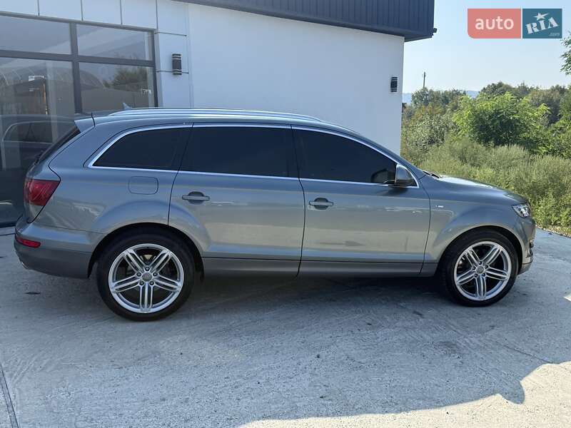 Позашляховик / Кросовер Audi Q7 2010 в Тячеві