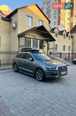 Audi Q7 2015