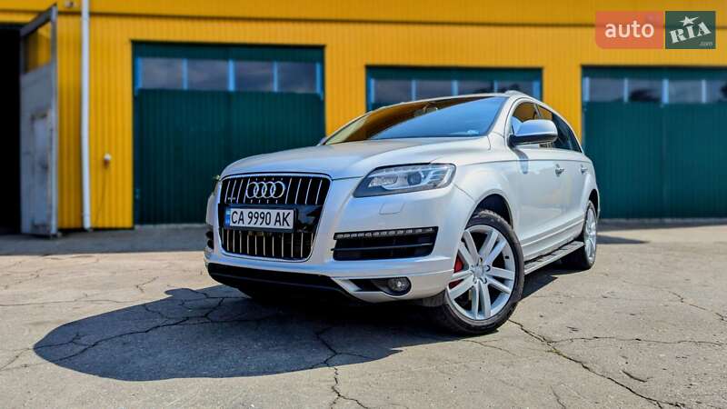 Внедорожник / Кроссовер Audi Q7 2015 в Черкассах