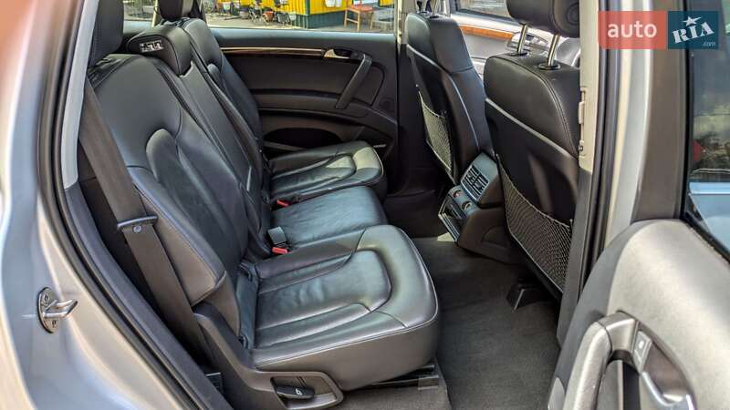 Внедорожник / Кроссовер Audi Q7 2015 в Черкассах