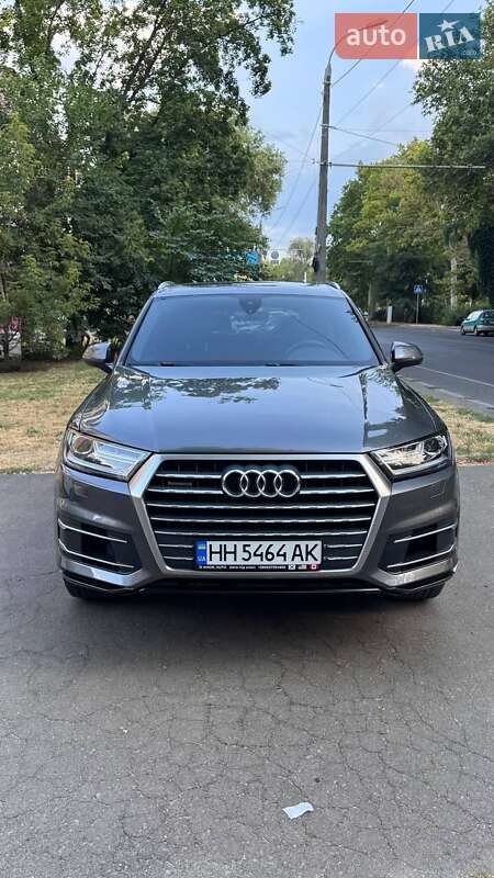Внедорожник / Кроссовер Audi Q7 2018 в Одессе фото 12 Внедорожник / Кроссовер Audi Q7 2018 в Одессе