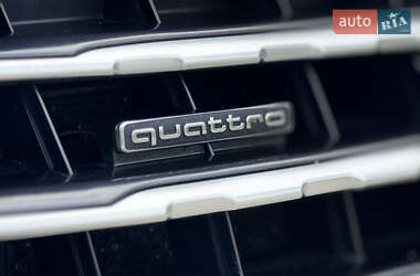 Внедорожник / Кроссовер Audi Q7 2017 в 