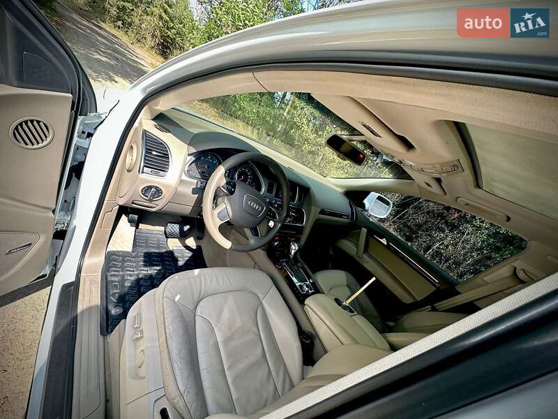 Позашляховик / Кросовер Audi Q7 2013 в Полтаві фото 19 Позашляховик / Кросовер Audi Q7 2013 в Полтаві