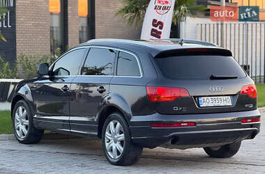 Внедорожник / Кроссовер Audi Q7 2008 в 