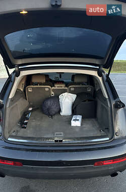 Внедорожник / Кроссовер Audi Q7 2007 в 