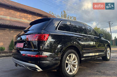Внедорожник / Кроссовер Audi Q7 2019 в 
