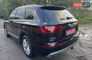 Внедорожник / Кроссовер Audi Q7 2019 в 