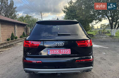Внедорожник / Кроссовер Audi Q7 2019 в 