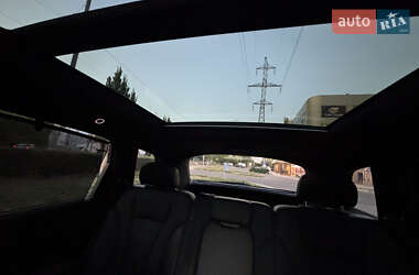 Внедорожник / Кроссовер Audi Q7 2019 в 
