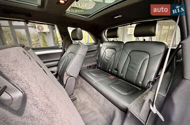 Внедорожник / Кроссовер Audi Q7 2010 в 