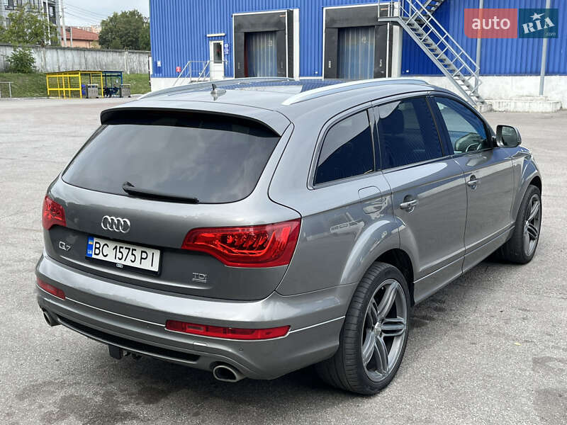 Позашляховик / Кросовер Audi Q7 2014 в Львові