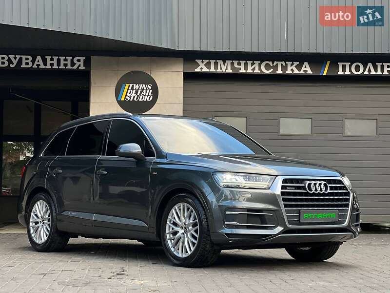 Позашляховик / Кросовер Audi Q7 2015 в Одесі фото 8 Позашляховик / Кросовер Audi Q7 2015 в Одесі