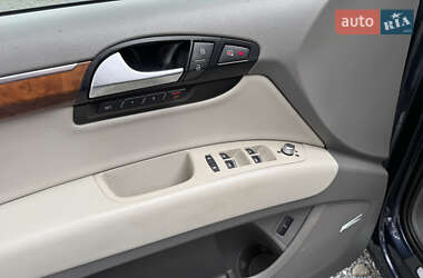 Внедорожник / Кроссовер Audi Q7 2013 в 