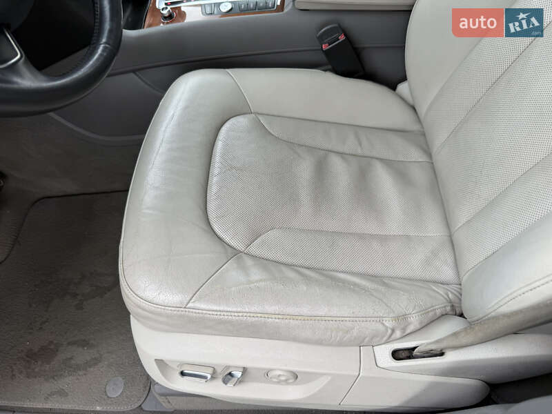 Внедорожник / Кроссовер Audi Q7 2013 в Стрые