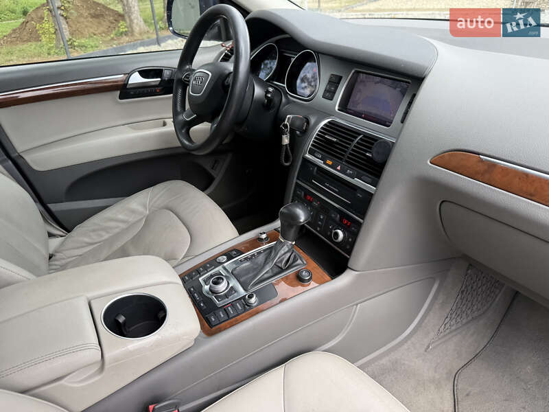 Внедорожник / Кроссовер Audi Q7 2013 в Стрые