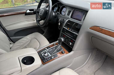 Внедорожник / Кроссовер Audi Q7 2013 в 