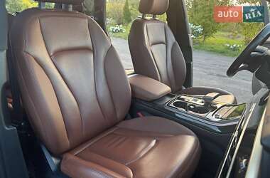 Позашляховик / Кросовер Audi Q7 2020 в 