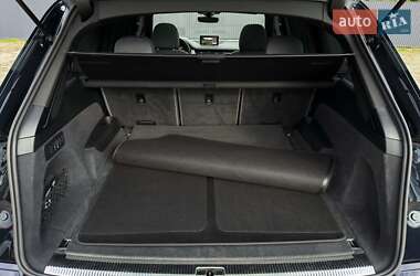 Внедорожник / Кроссовер Audi Q7 2016 в 