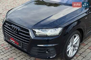 Внедорожник / Кроссовер Audi Q7 2016 в 