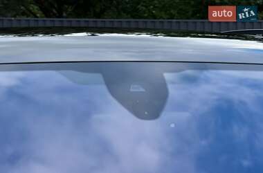Внедорожник / Кроссовер Audi Q7 2016 в 