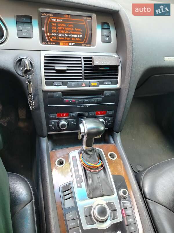 Внедорожник / Кроссовер Audi Q7 2007 в Тернополе