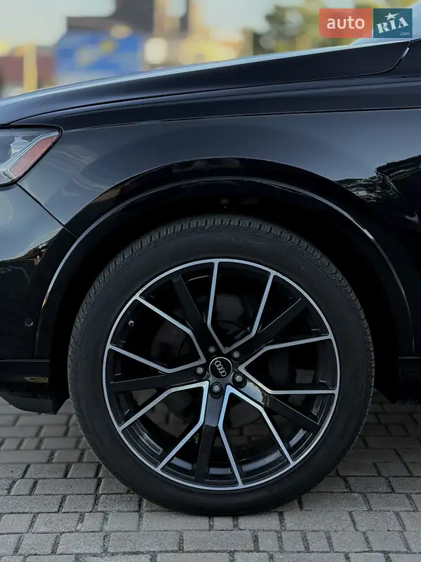 Audi Q7 2022 VIN WA1LXBF76PD008481 фото оголошення 5 з 60