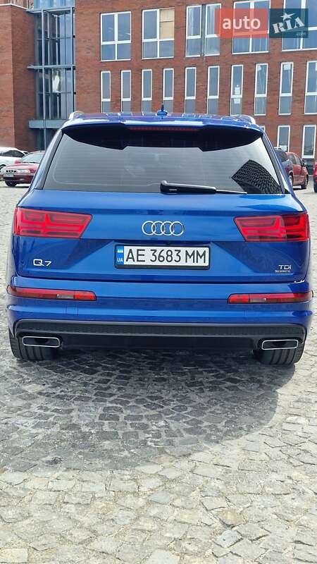 Позашляховик / Кросовер Audi Q7 2017 в Дніпрі фото 7 Позашляховик / Кросовер Audi Q7 2017 в Дніпрі