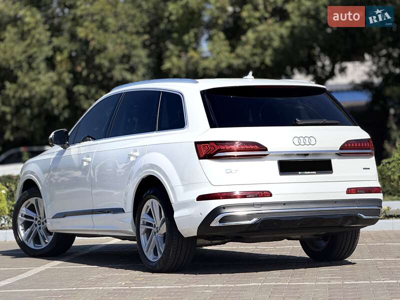 Позашляховик / Кросовер Audi Q7 2022 в Одесі