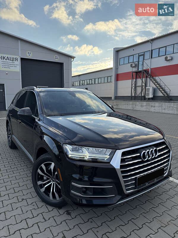 Внедорожник / Кроссовер Audi Q7 2016 в Нововолынске фото 3 Внедорожник / Кроссовер Audi Q7 2016 в Нововолынске