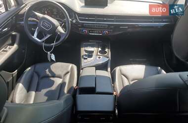 Внедорожник / Кроссовер Audi Q7 2019 в 