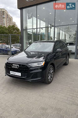 Audi Q7 2021