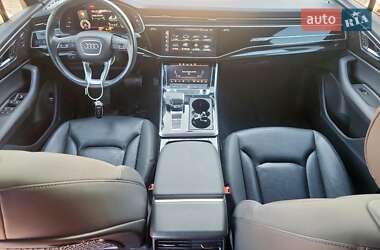 Внедорожник / Кроссовер Audi Q7 2020 в 