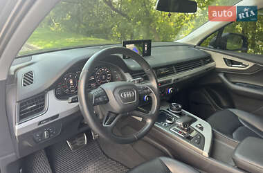 Внедорожник / Кроссовер Audi Q7 2019 в 