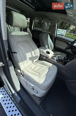 Внедорожник / Кроссовер Audi Q7 2013 в 