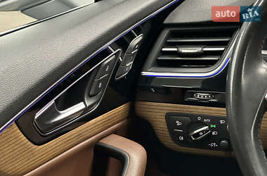 Внедорожник / Кроссовер Audi Q7 2016 в 