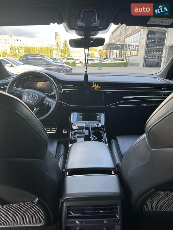 Позашляховик / Кросовер Audi Q7 2020 в Дунаївцях