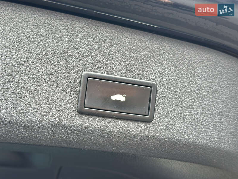 Позашляховик / Кросовер Audi Q7 2011 в Харкові