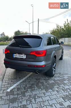 Внедорожник / Кроссовер Audi Q7 2012 в 