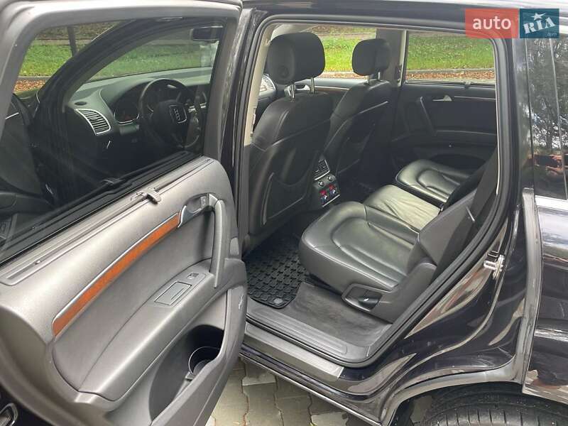 Позашляховик / Кросовер Audi Q7 2011 в Тернополі