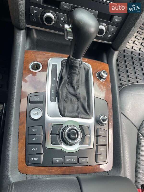 Позашляховик / Кросовер Audi Q7 2011 в Тернополі