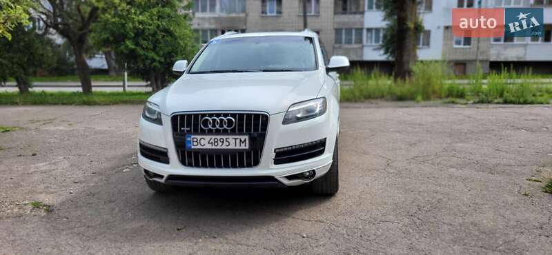 Позашляховик / Кросовер Audi Q7 2015 в Дрогобичі