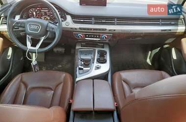 Внедорожник / Кроссовер Audi Q7 2019 в 
