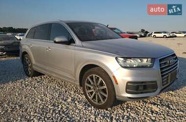 Внедорожник / Кроссовер Audi Q7 2017 в 